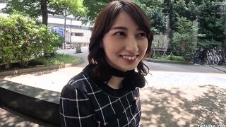 HAWA-304 Hitodzuma Kantsū Kongaiseikō Rankō Gokkun Hitomi-san 28 years old