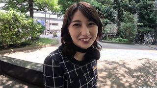 HAWA-304 Hitodzuma Kantsū Kongaiseikō Rankō Gokkun Hitomi-san 28 years old