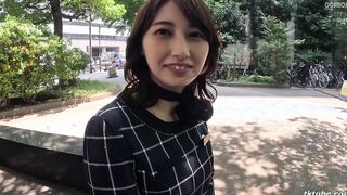 HAWA-304 Hitodzuma Kantsū Kongaiseikō Rankō Gokkun Hitomi-san 28 years old