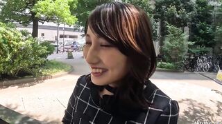HAWA-304 Hitodzuma Kantsū Kongaiseikō Rankō Gokkun Hitomi-san 28 years old