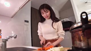 HAWA-305 Deriheru Hitodzuma (Sumire-san 30 years old) to Daigakusei