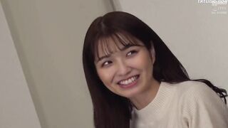 HAWA-305 Deriheru Hitodzuma (Sumire-san 30 years old) to Daigakusei