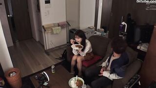 HAWA-305 Deriheru Hitodzuma (Sumire-san 30 years old) to Daigakusei
