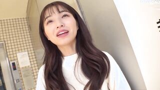 HAWA-305 Deriheru Hitodzuma (Sumire-san 30 years old) to Daigakusei