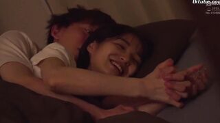 HAWA-305 Deriheru Hitodzuma (Sumire-san 30 years old) to Daigakusei