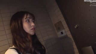 HAWA-305 Deriheru Hitodzuma (Sumire-san 30 years old) to Daigakusei