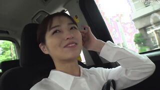 HAWA-305 Deriheru Hitodzuma (Sumire-san 30 years old) to Daigakusei