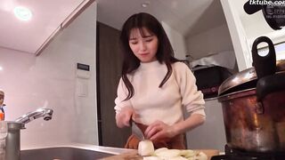 HAWA-305 Deriheru Hitodzuma (Sumire-san 30 years old) to Daigakusei