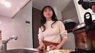 HAWA-305 Deriheru Hitodzuma (Sumire-san 30 years old) to Daigakusei