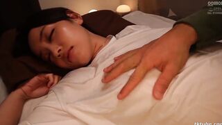 HAWA-311 Deriheru Hitodzuma (Misaki-san 30 year old) to Daigakusei