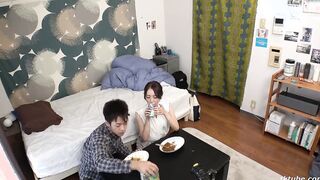 HAWA-311 Deriheru Hitodzuma (Misaki-san 30 year old) to Daigakusei