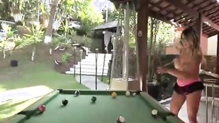 Loirinha gostosa do rabão fudendo com o dotado