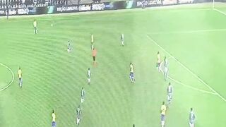 Loirinha gostosa do rabão fudendo com dois negão dotado