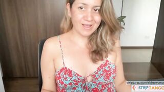sitingwoman Cam sex chat at stripTango