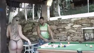 Loirinha gostosa do rabão fudendo