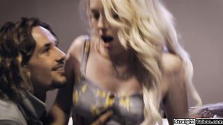Petite starstruck teen is an easy fuck