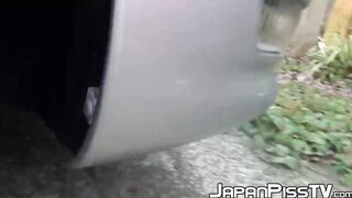 Japanese beauties feel better when releasing golden showers