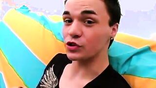 Twink shows off his naked body before intense masturbation