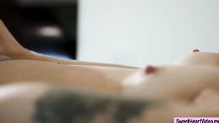 Super hot masseuse licks her customers pussy