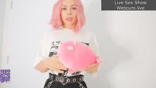 Russian altushka fucks with a guy for money