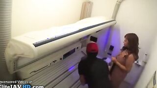 Japanese horny babe with big tits wants to have sex