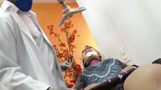Loirinha gostosa do rabão fudendo com o negão dotado