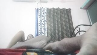 Tempting Indian Bueatiful Girl - Homemade - Part 1 (LOWPRINT)