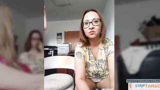 legsLONG Free live porn at stripTango