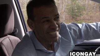 Hitchiker Roman Todd bangs DILF Rodney Steeles tight asshole