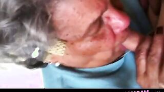 Granny Give a nice blowjob