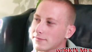 Stud shows off his tattooed chiseled body and jerks off hard
