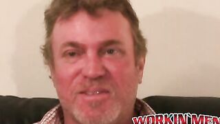 Hairy old amateur jerks off and shoots a load on his belly