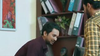 Desi bhabi ki nikalbayi raat bhar chikhe