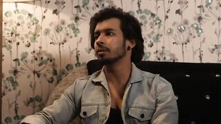 Pati ko dhokha deke patni ne kiya premi ke sath sex