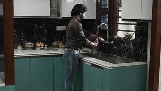 Pati ko nashe me krke ke patni ne dost ke sath sex