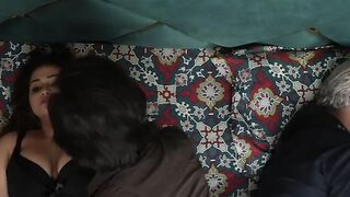Pati ko nashe me krke ke patni ne dost ke sath sex