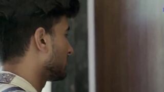 Nokar ne  nikali desi bhabhi ki chikhe video 0096