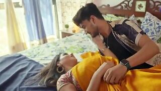 Nokar ne  nikali desi bhabhi ki chikhe video 0096