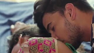 Nokar ne  nikali desi bhabhi ki chikhe video 0096