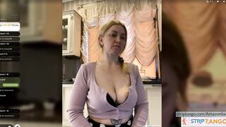 Amazoniiaa Flirtatious act at stripTango