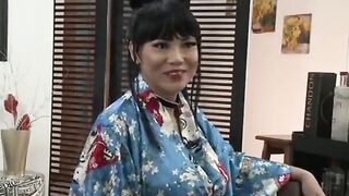 Japonesa gostosa do rabão fudendo com o dotado
