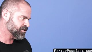 Buff stepdads dick sucked by stepsons in a trio fuck