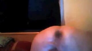 Nice MILF masturbating on Webcam