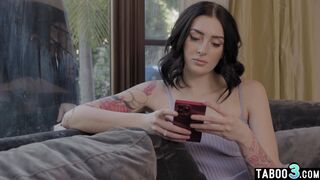 PI gathers evidence in a housewifes cunt