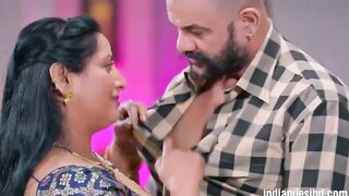Big Boobs Malkin Sex with Ramu kaka