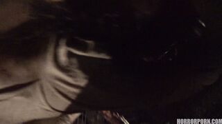 HORROR PORN – The Girl in The Cage