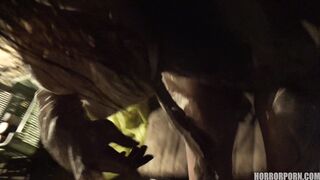 HORROR PORN – The Girl in The Cage