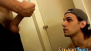 Two amateurs wankinf dicks until one of them cums hard