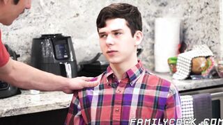 Kinky stepfather barebacks twink and cums on his cute face
