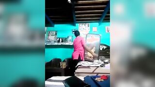 Kuljit randi dress change 2